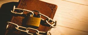 2fa 2 Faktor Authentifizierung schützt Benutzerkonten: Tagebuch mit Schloss